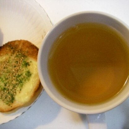 久しぶりに緑茶いただきました～♪♪今日も美味しくおごちそうさまでしぁ＠＾＾＠